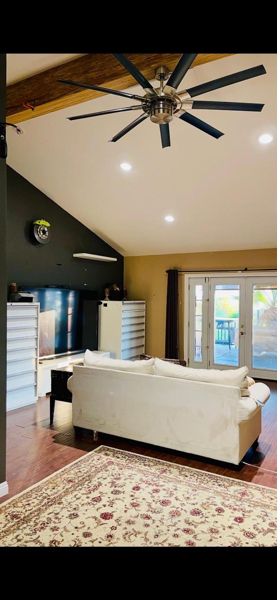 Women Only Oasis In Center Private Bedroom Large Estate View Pool Encino Hills Sherman Oaks 405-101 Xsepulveda Guest house Los Angeles