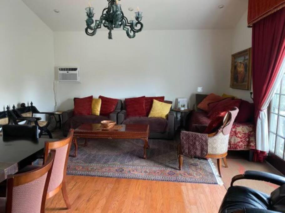 Holiday home Entire Second Flr - Santa Monica Luxury