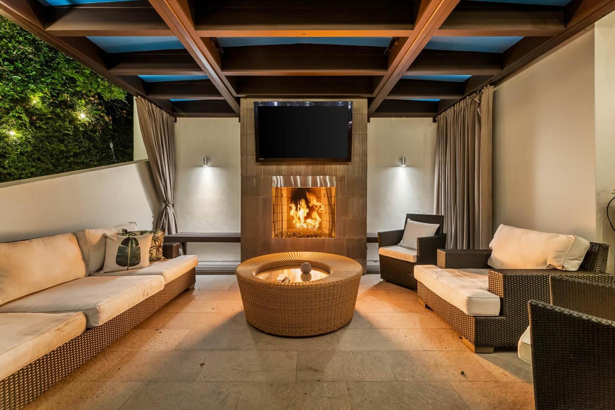 West Hollywood Hills Jacuzzi And Beautiful View *
