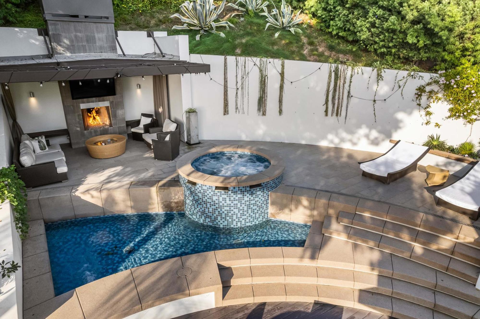 West Hollywood Hills Jacuzzi And Beautiful View