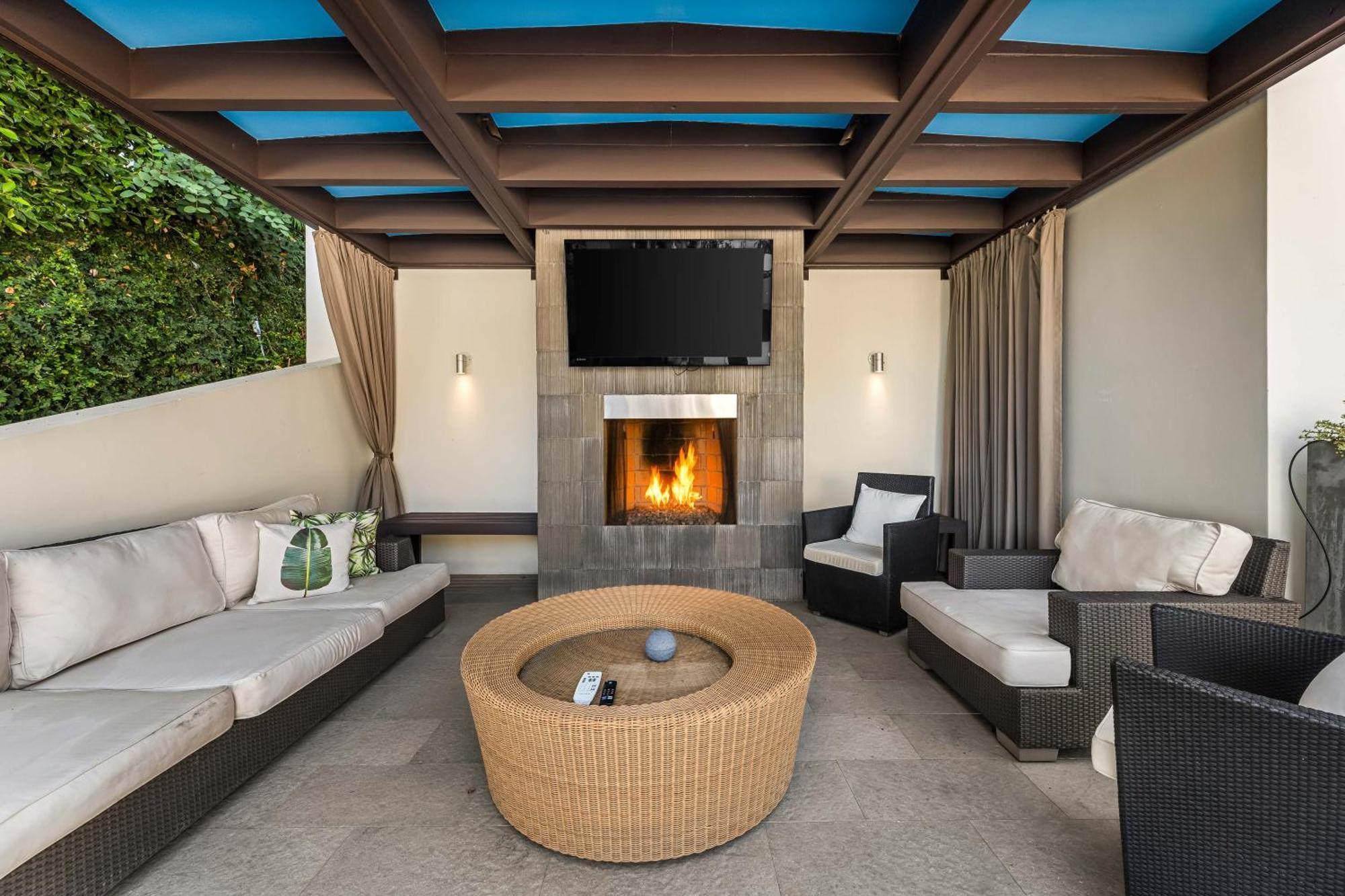 West Hollywood Hills Jacuzzi And Beautiful View Los Angeles