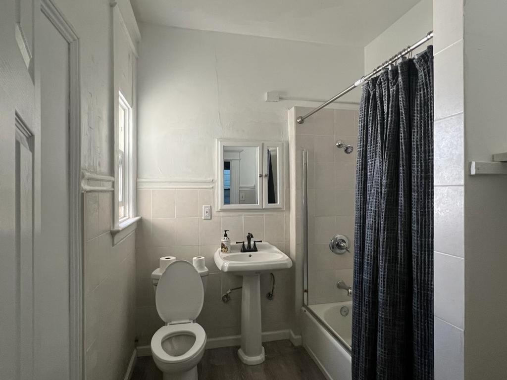 Hostel Nuys Homes For The Soul *