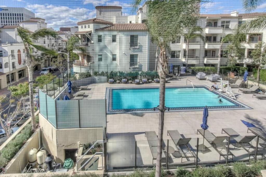 Aparthotel Lux One Bedroom With Garden View