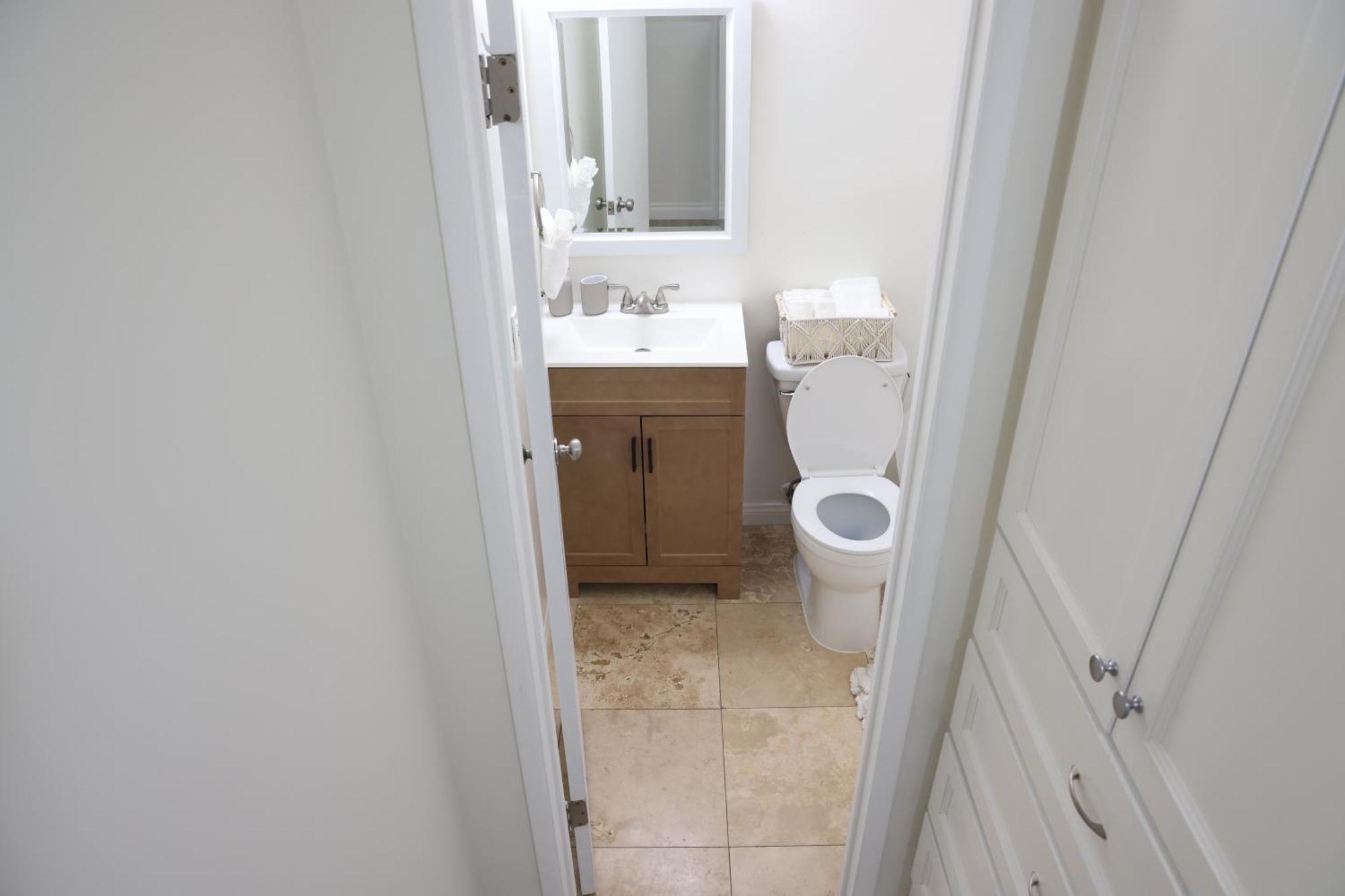 Beautifull 4 Bedroom House 15 Minutes From Universal Holiday home *