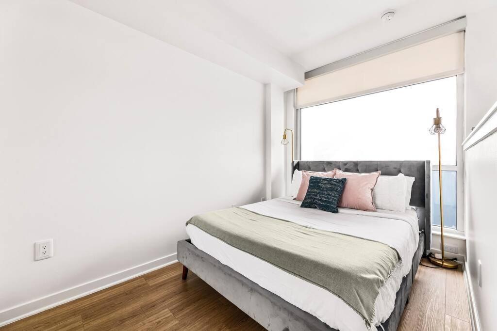 Apartment Amazing In Sm Promenade! Free Parking! Los Angeles