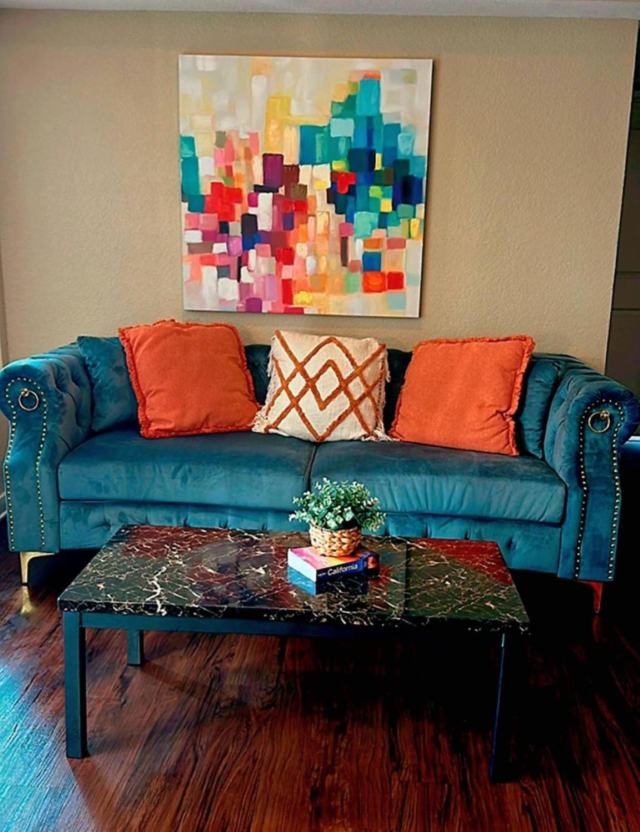 Charming 2br Near La Attractions Los Angeles