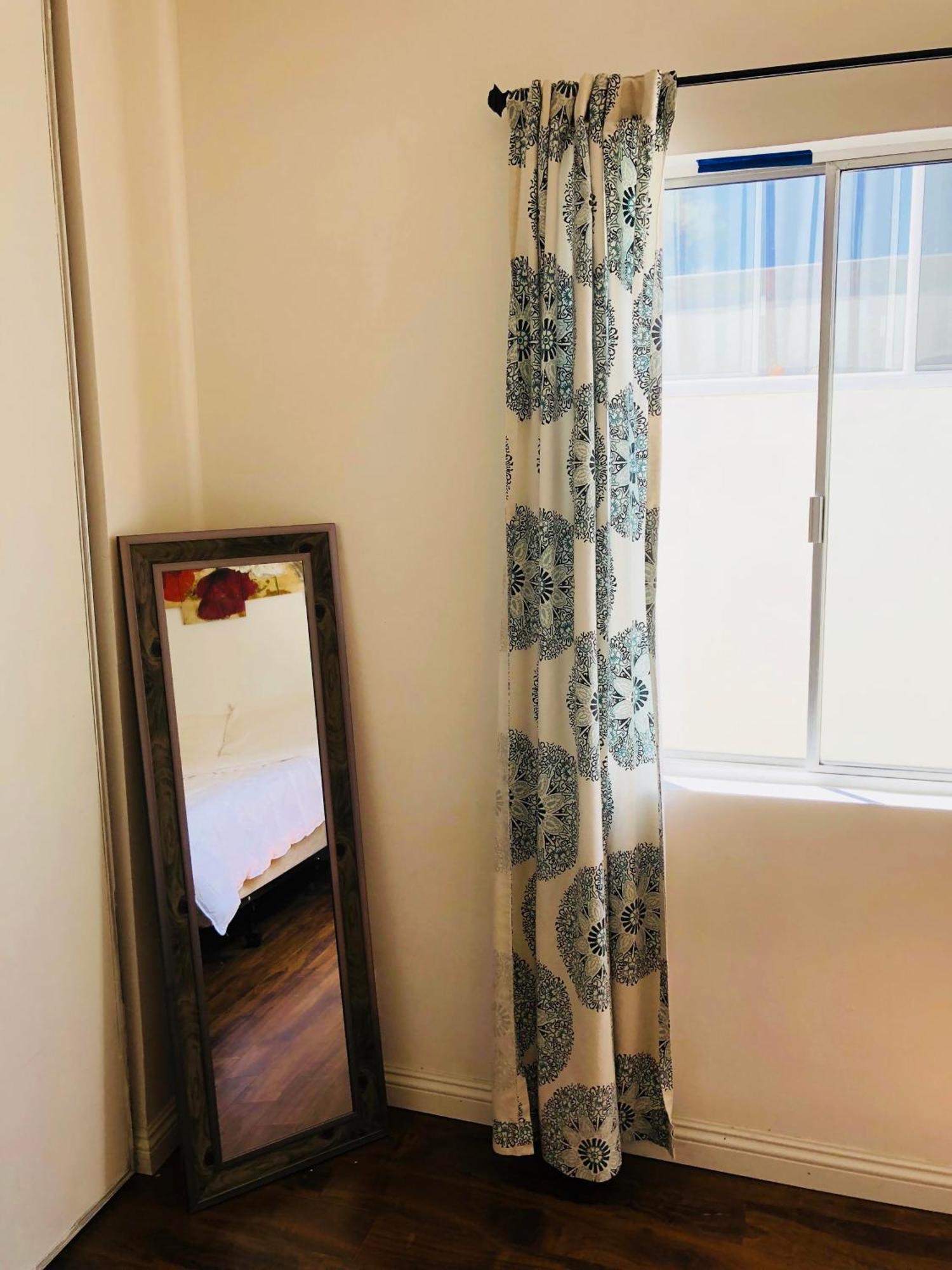 Coastal Comfort In Santa Monica