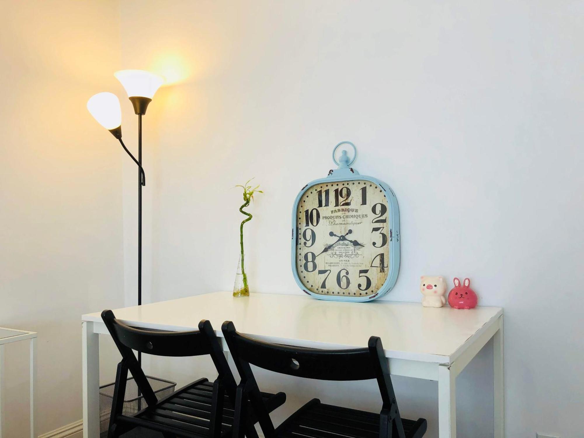 Coastal Comfort In Santa Monica *