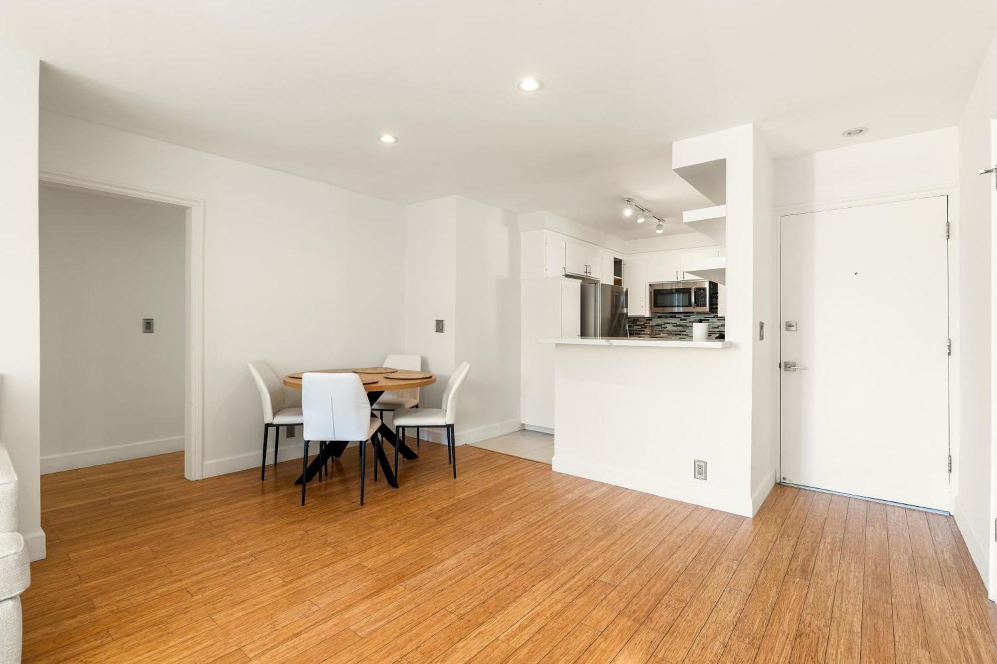 Beachfront Bliss Spacious 2br In Santa Monica *