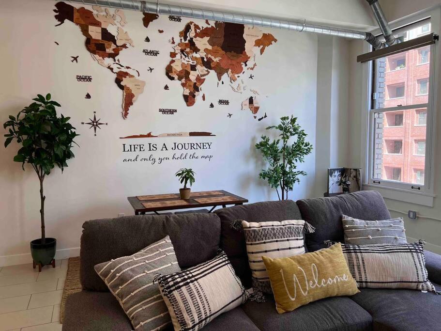 Iconic Heart Of Dtla Loft With Rooftop Pool Jacuzzi Gym * Los Angeles