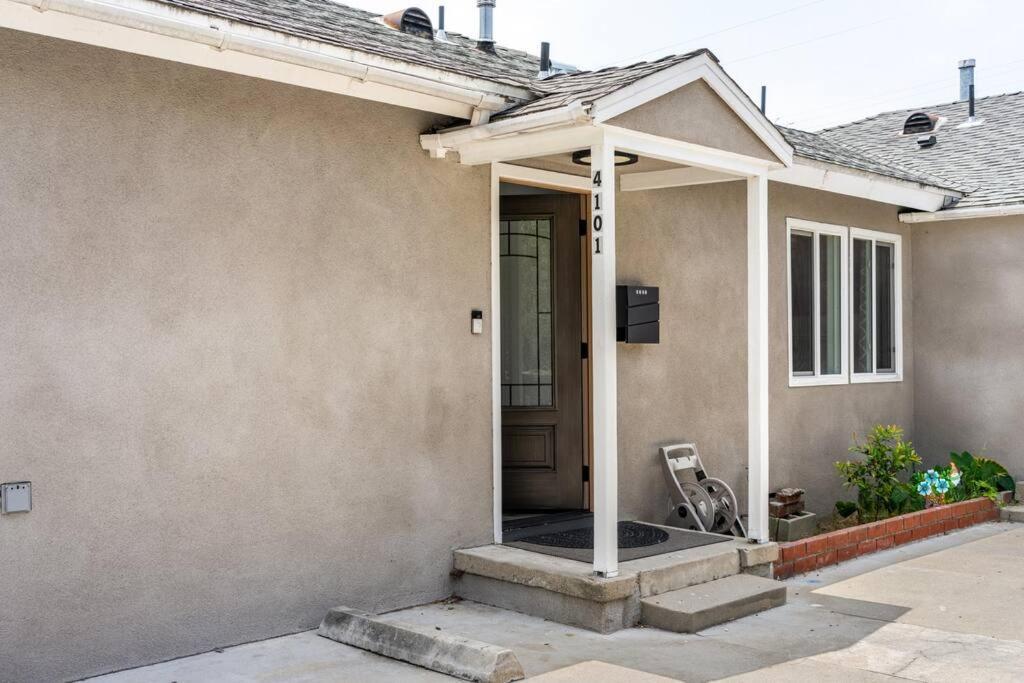 Adorable 2br-2ba House With Ev & Free Parking And Family Friendly In Angeles
