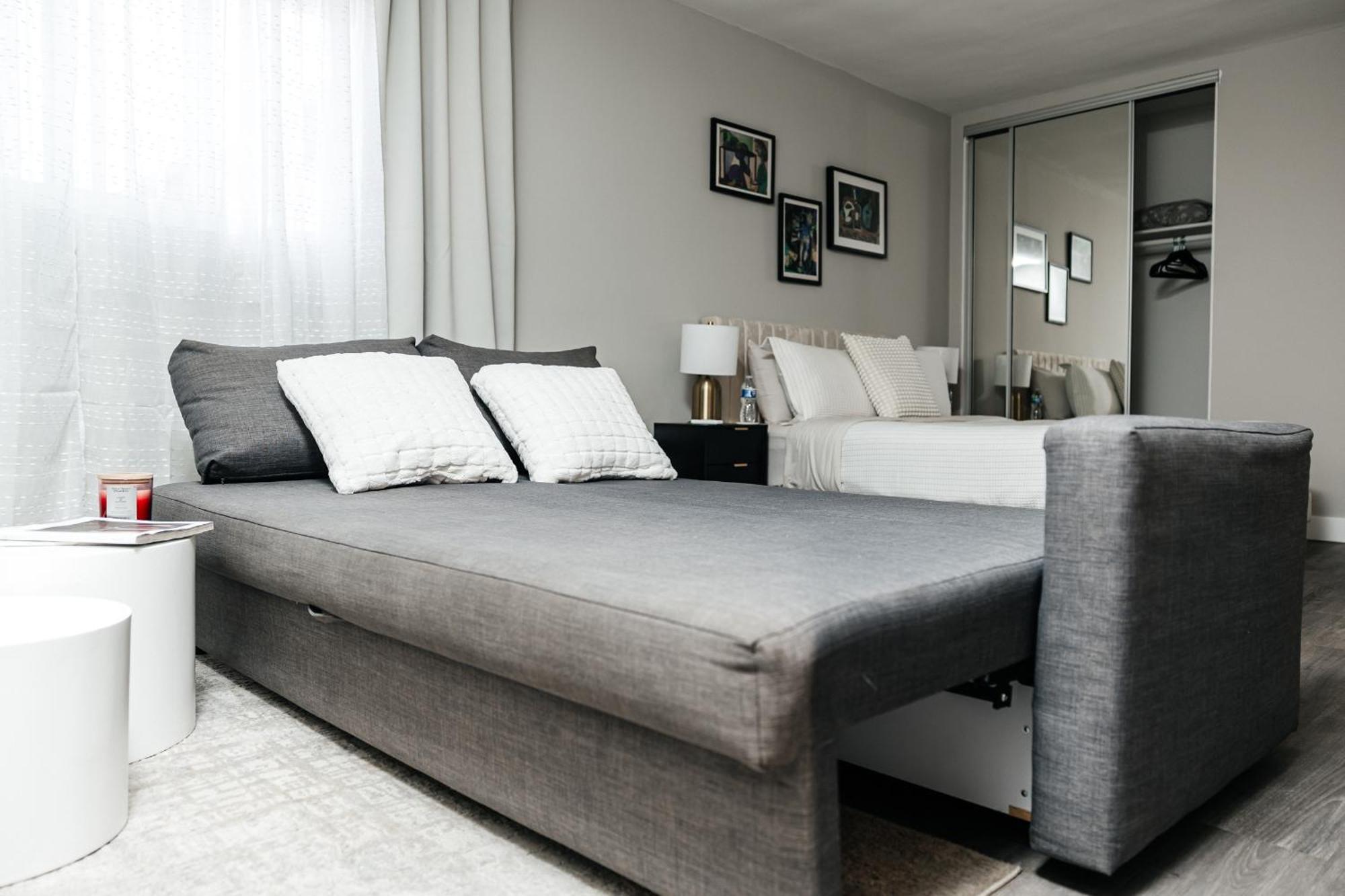 Lovely In Santamonica Apartment