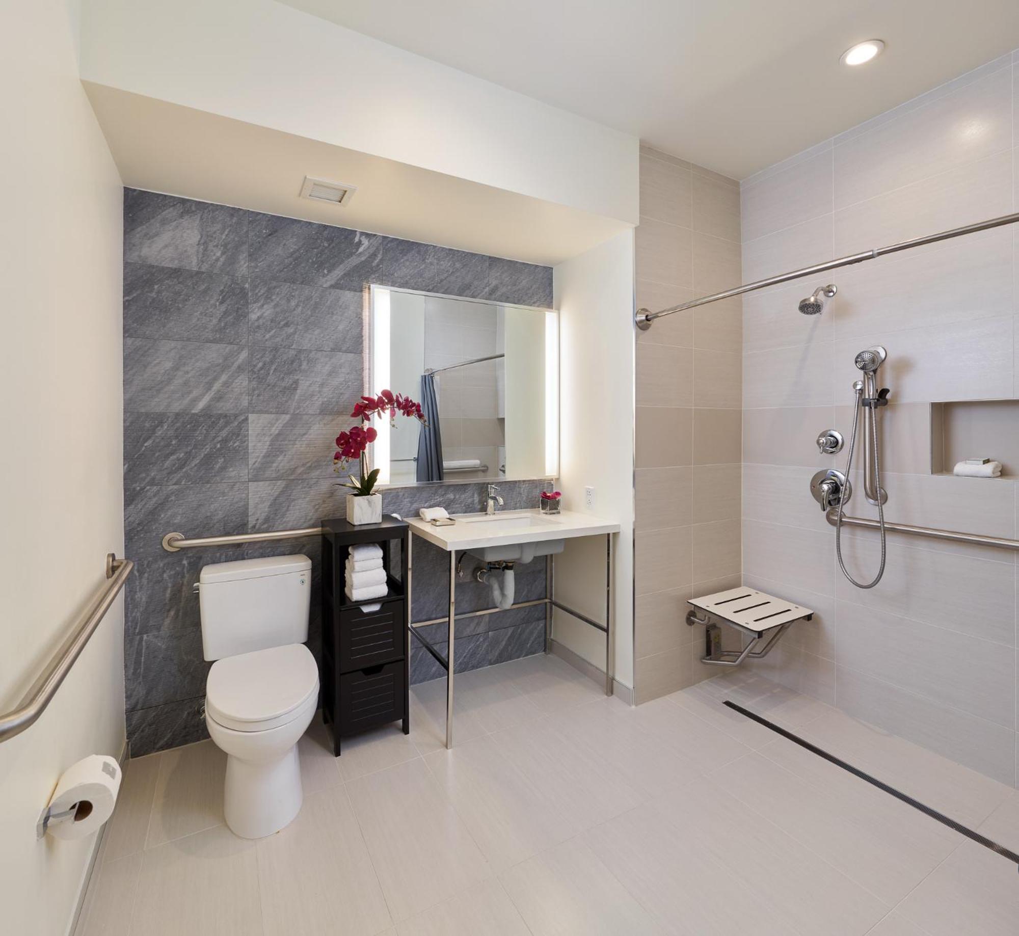 Aka West Hollywood, Serviced Residences 5*