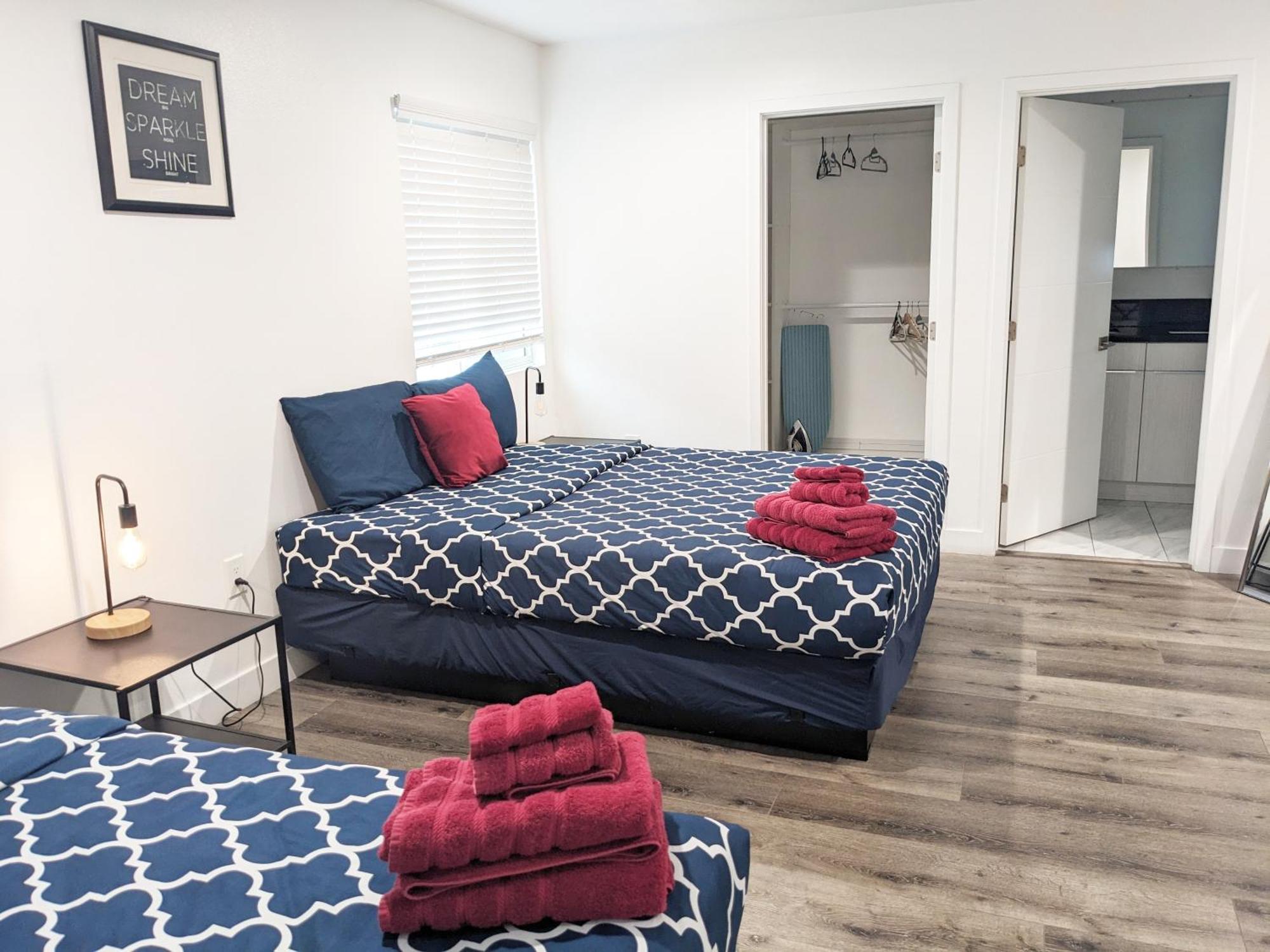 Modern 3br In Mid-city Holiday home