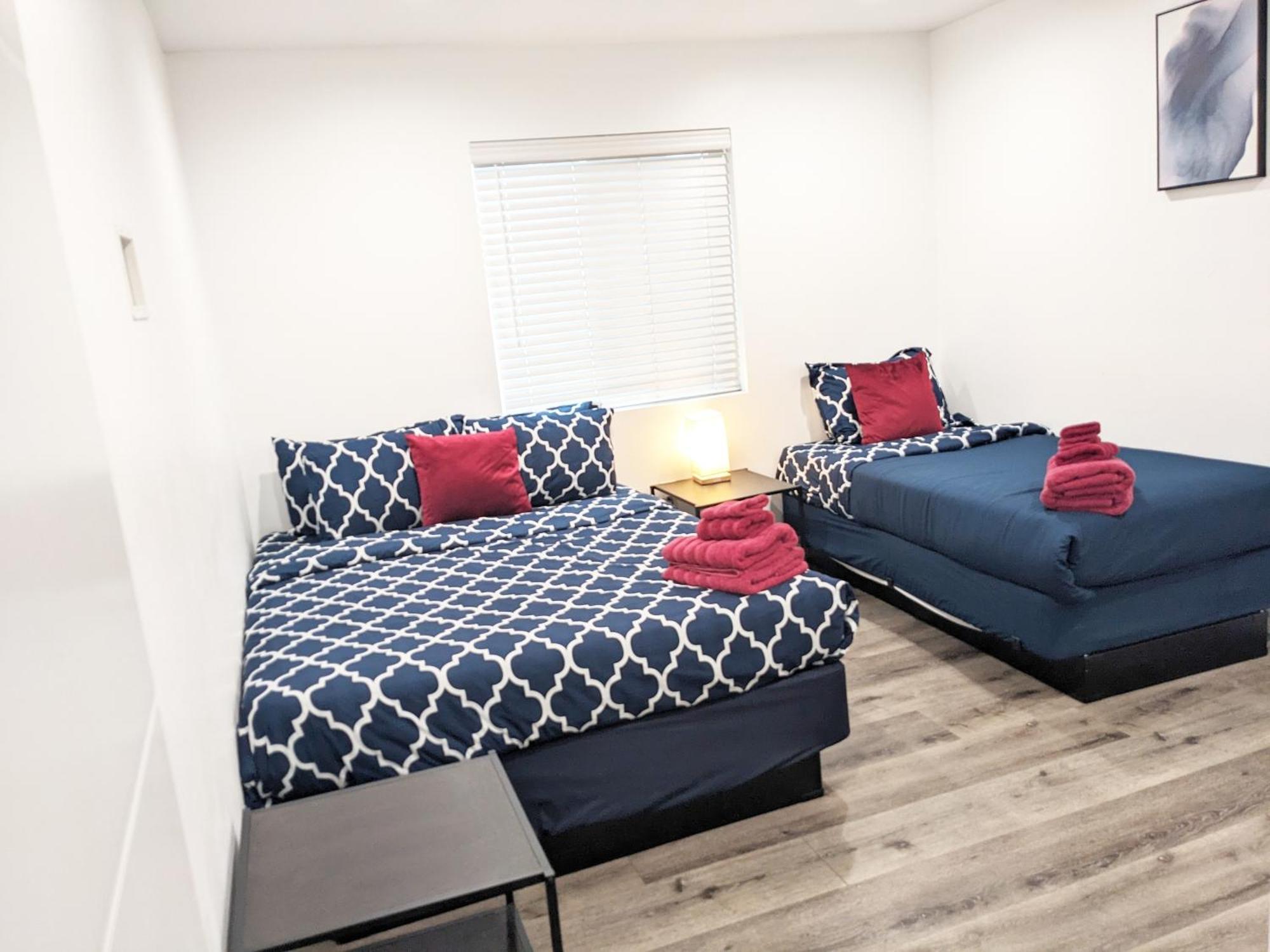 Modern 3br In Mid-city * Los Angeles