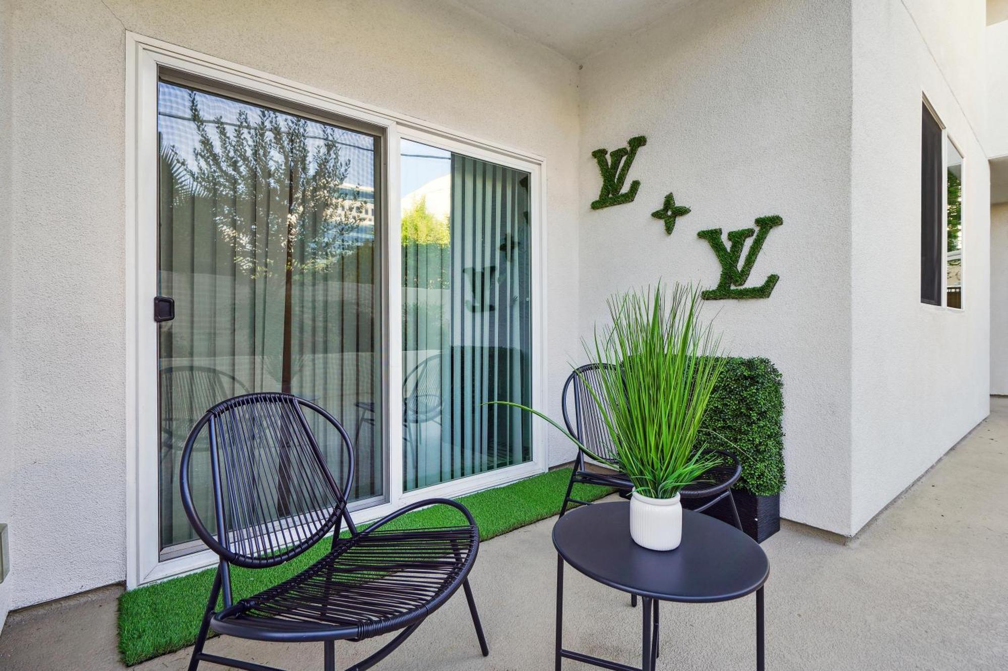 House Of Lv Bed & Breakfast