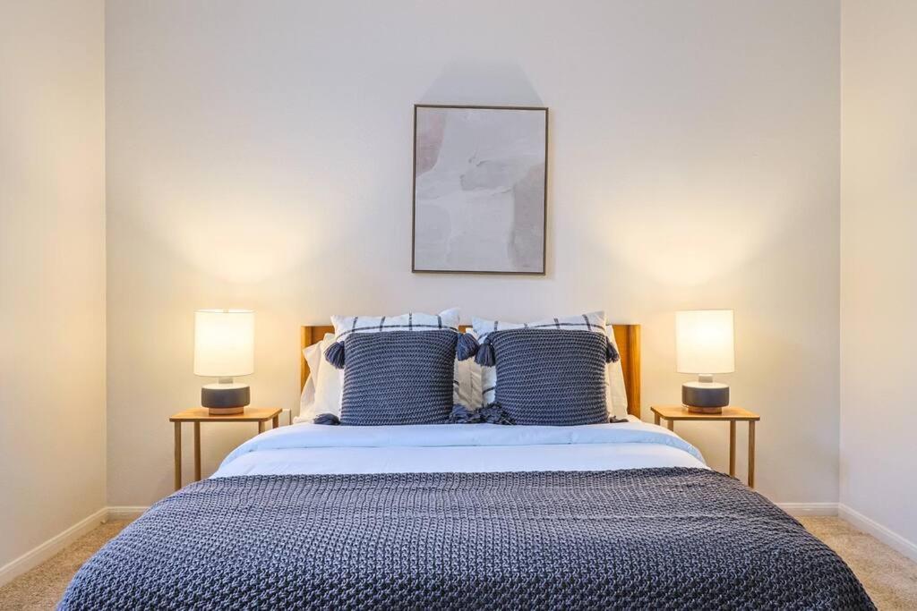 Spacious 3bdr 2bth Near Venice With Pool Apartment Los Angeles
