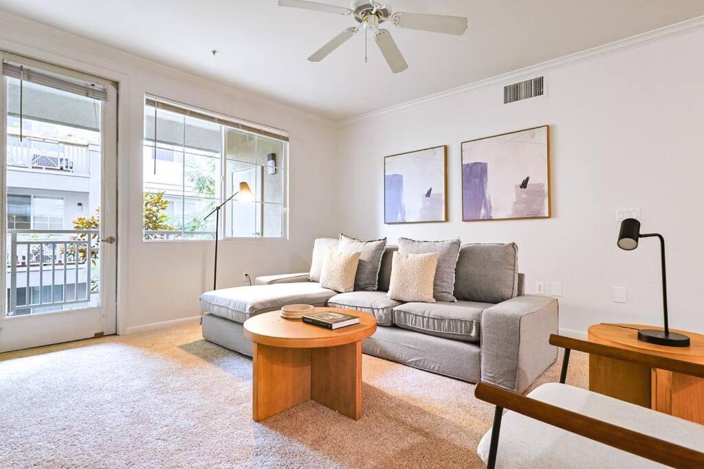 Spacious 3bdr 2bth Near Venice With Pool *