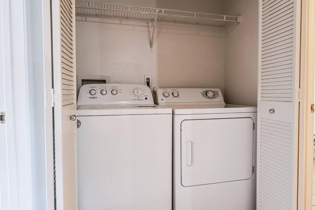 Spacious 3bdr 2bth Near Venice With Pool Los Angeles