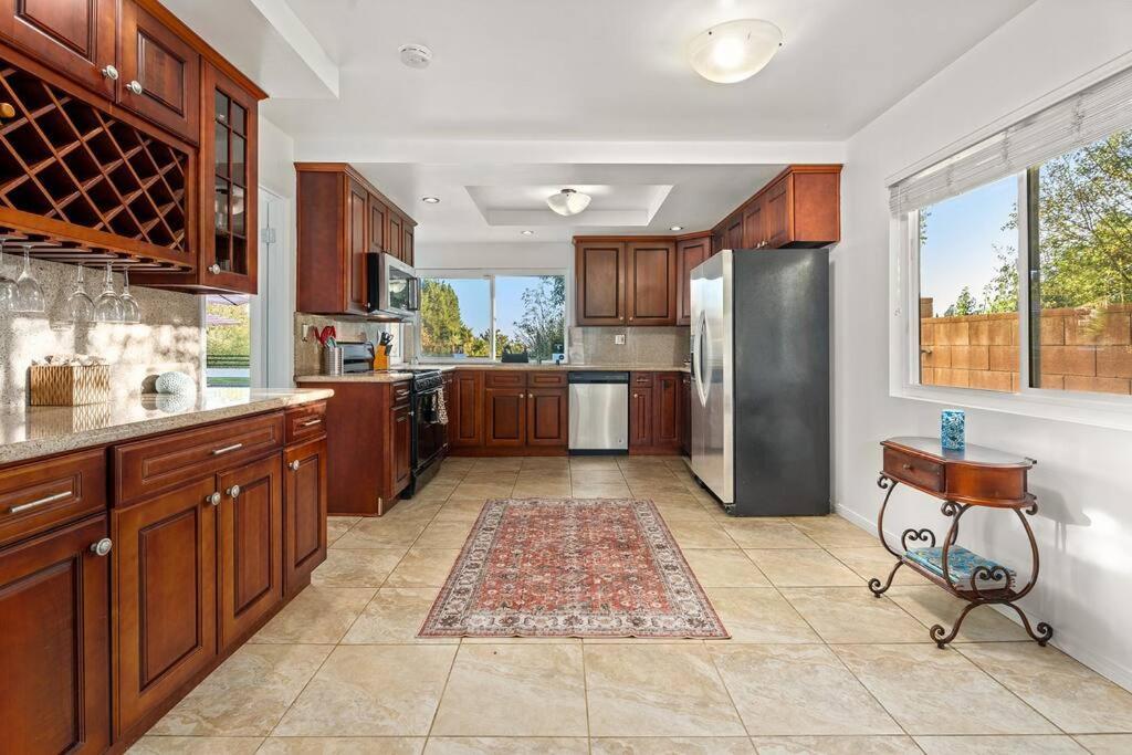 Luxury 4bd And 3ba In Topanga Oasis With Pool, And Los Angeles