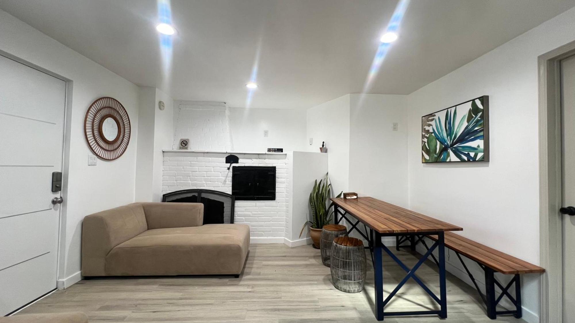Apartment Two Bedrooms Back House In Angeles *