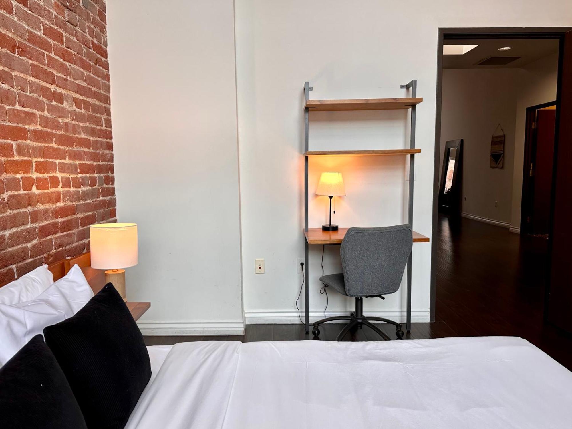Abode Angeles - Downtown Historic Core