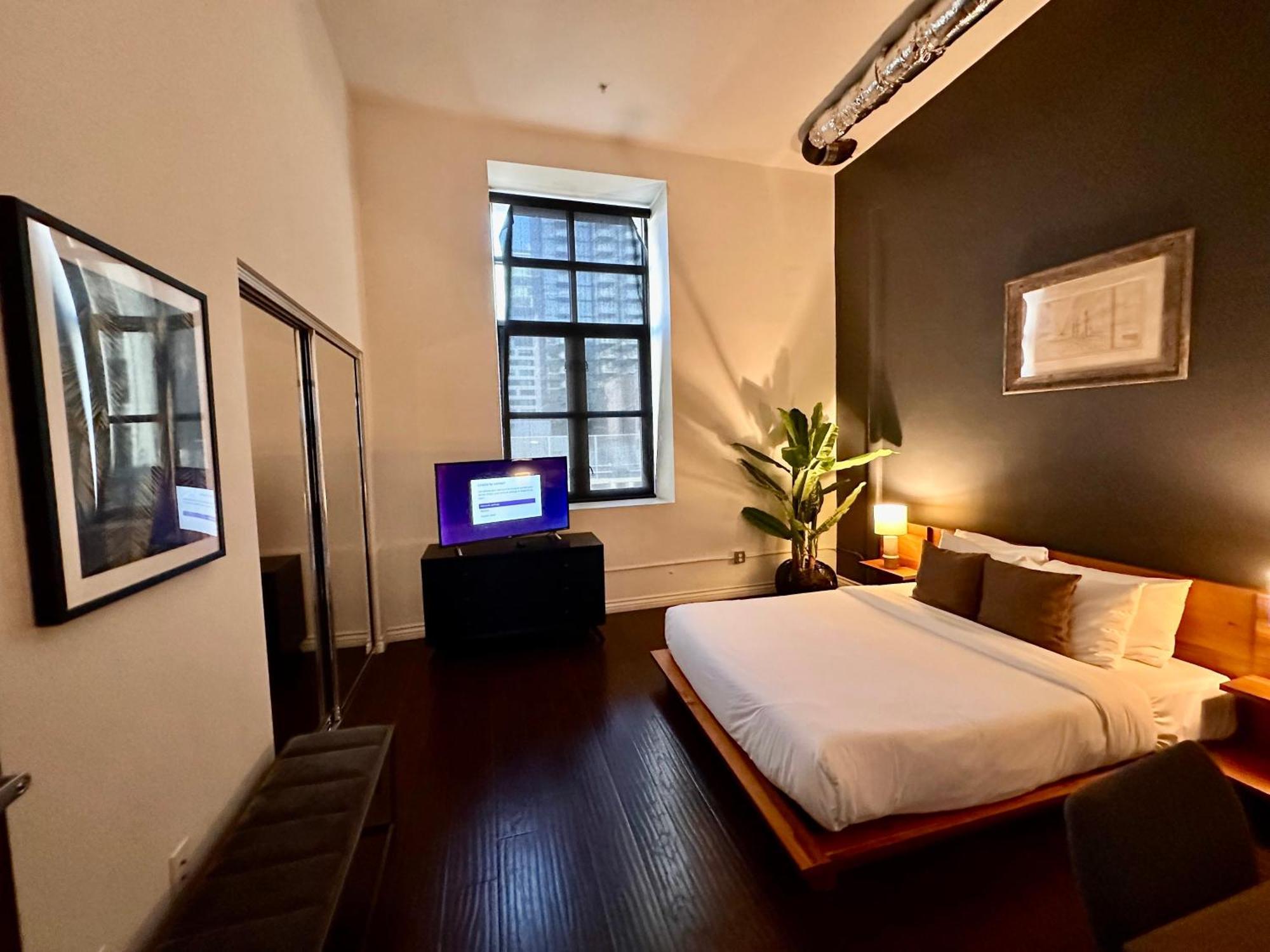 Abode Angeles - Downtown Historic Core Aparthotel