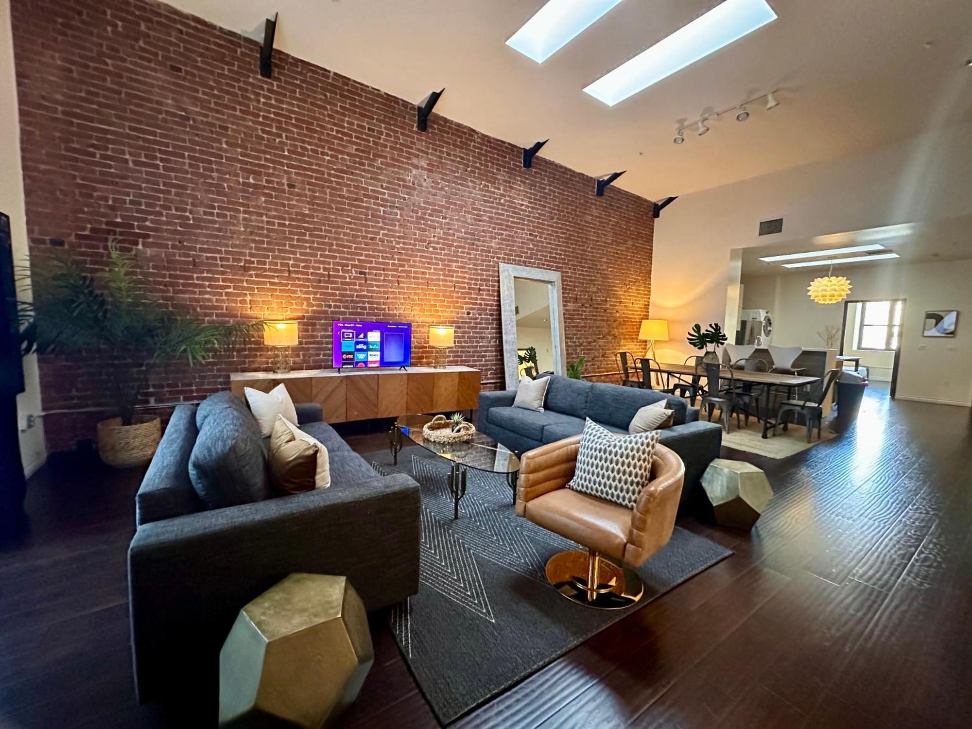Abode Angeles - Downtown Historic Core Aparthotel *