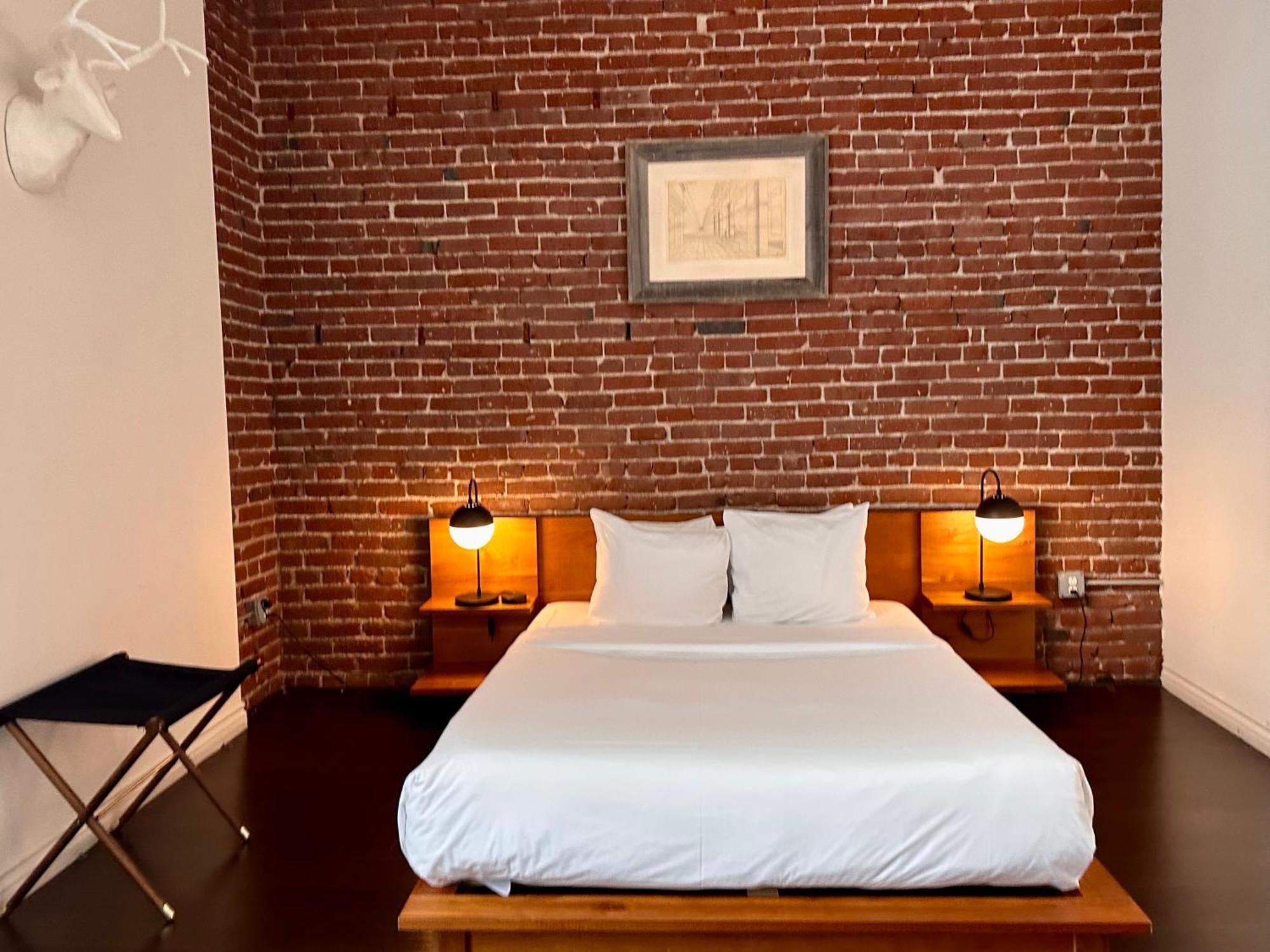 Aparthotel Abode Angeles - Downtown Historic Core *