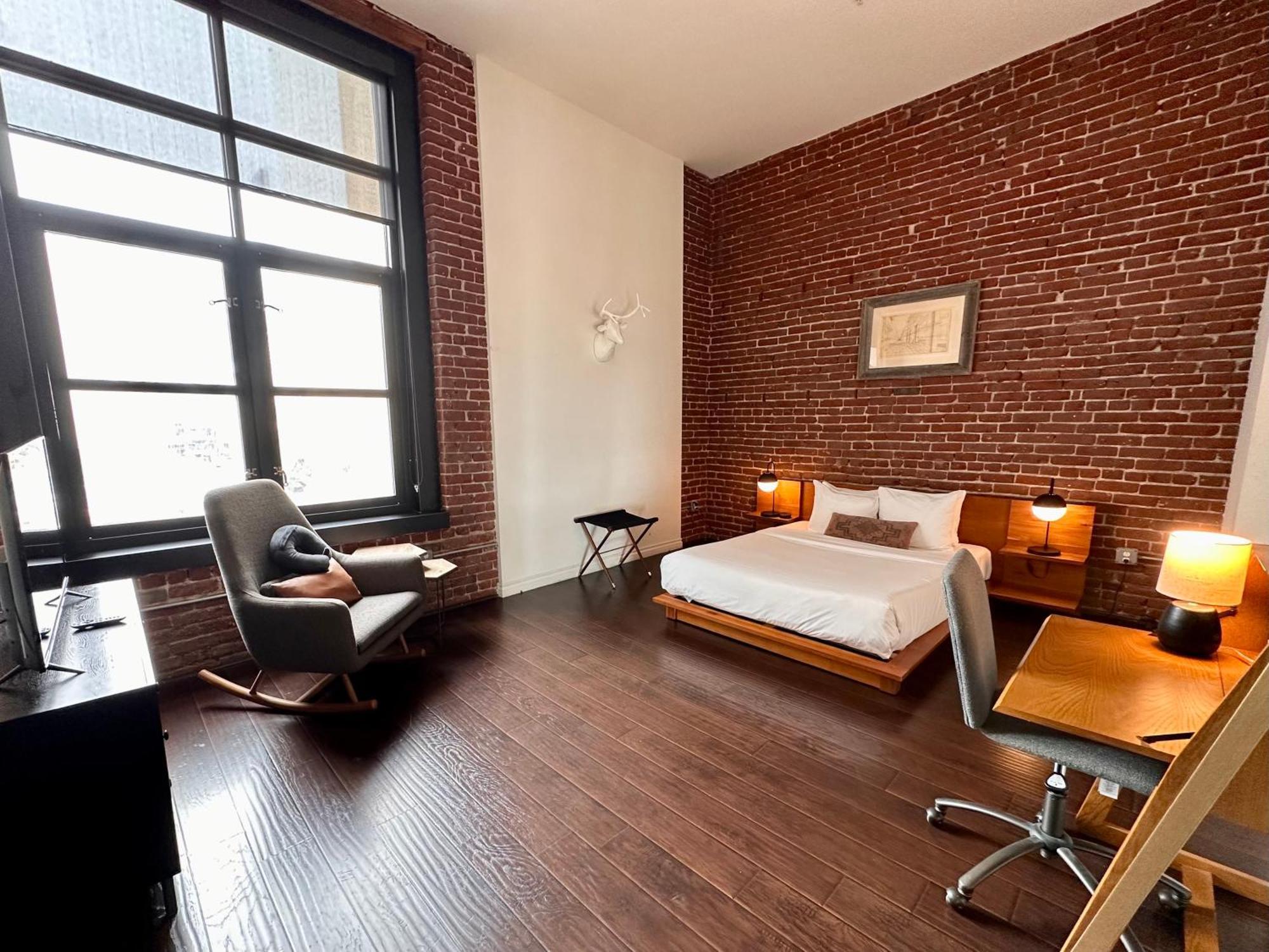 Abode Angeles - Downtown Historic Core Los Angeles