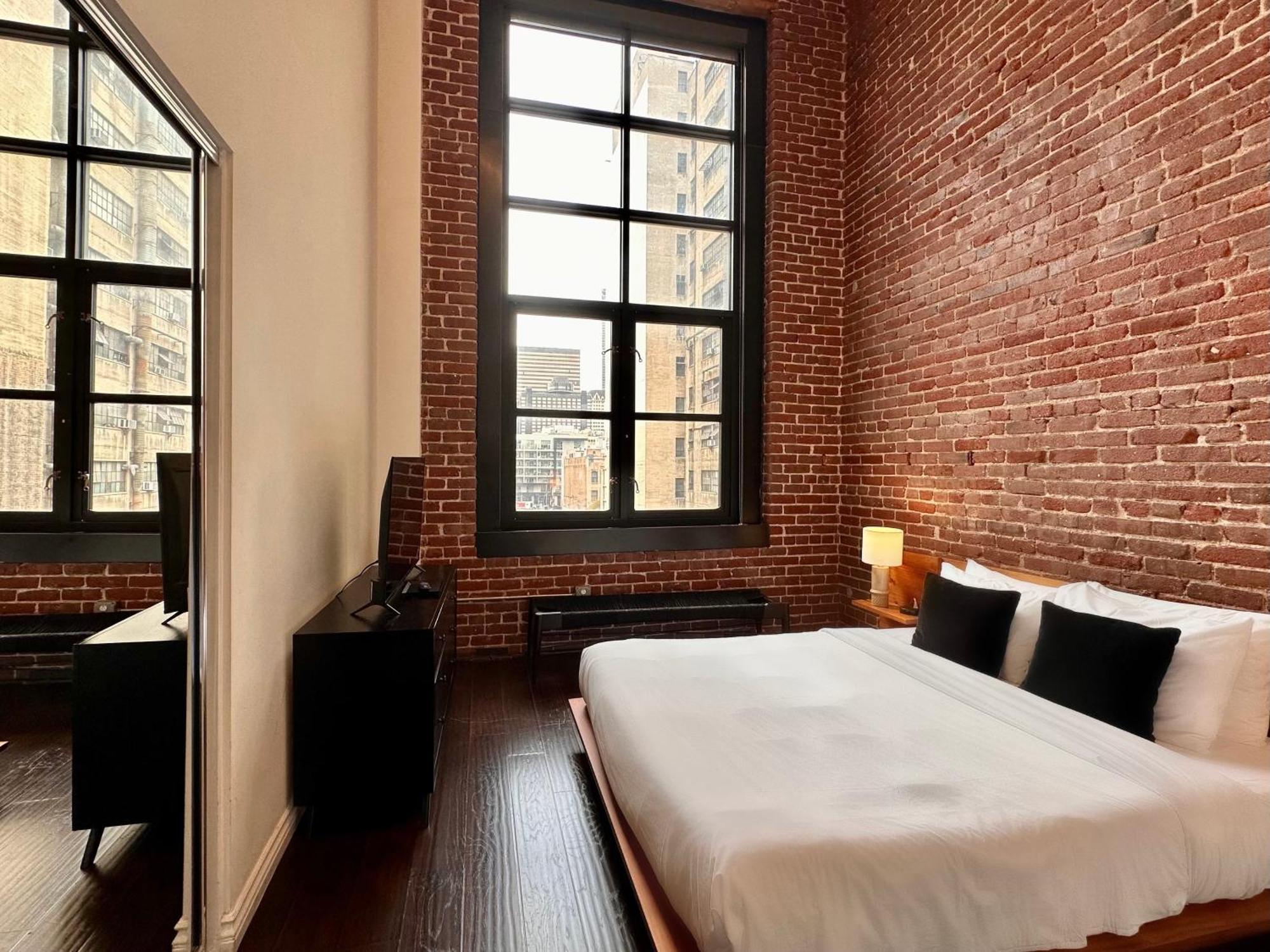Abode Angeles - Downtown Historic Core *