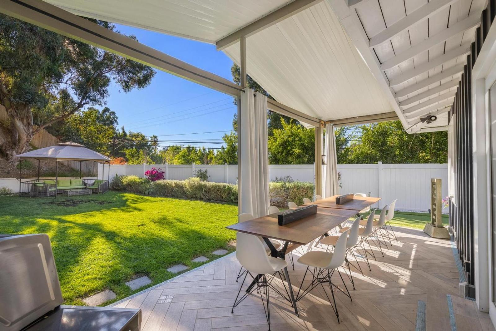 Hidden Valley Pl Villa