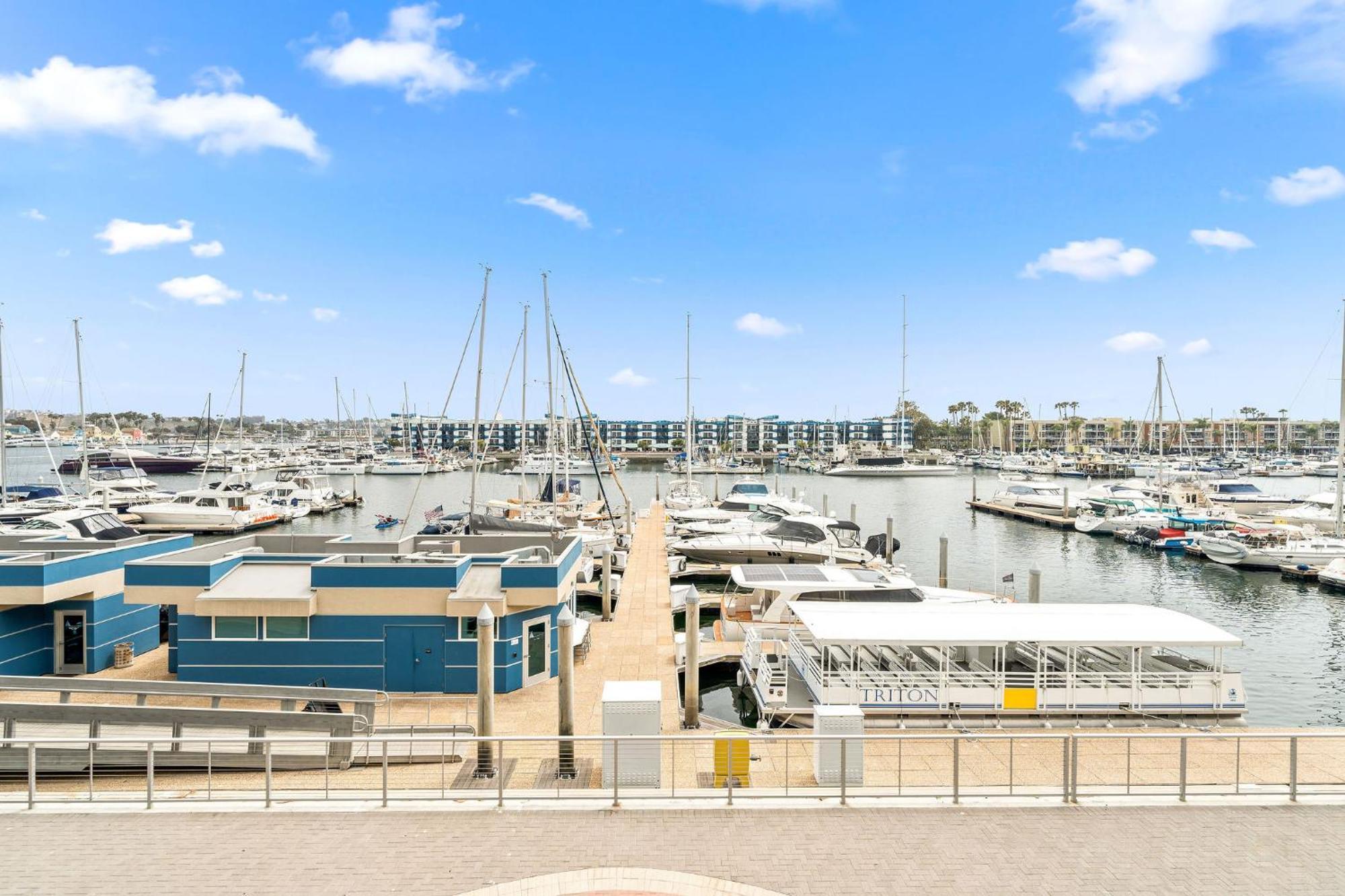Harbor Views Retreat By Venice In Marina Dr Apartment *