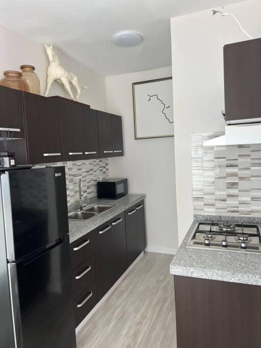 Apartment Marilyn In Koreatown Los Angeles