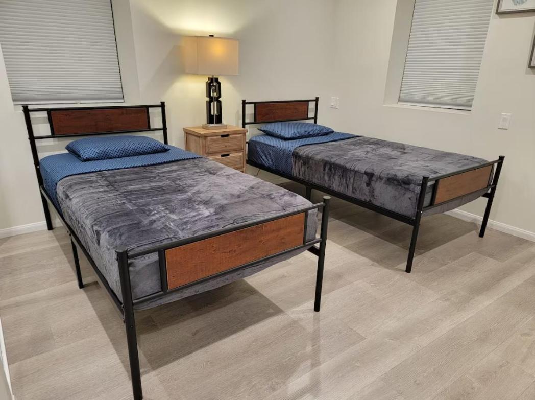 Apartment Prime La 2 Bedroom & 3 Bath Beverly Hills Adj *