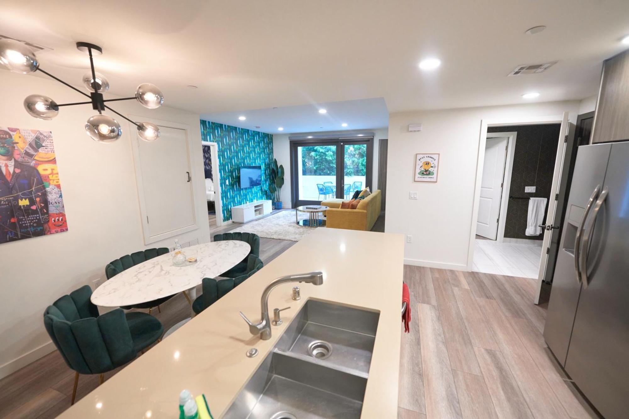 Cozy 2br Sleeps 6 * Los Angeles