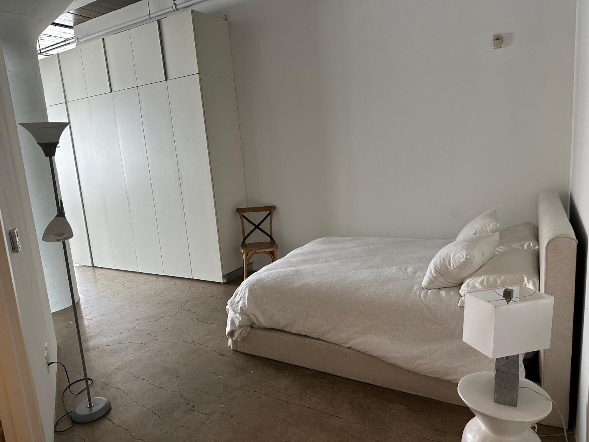 Dt Airy Loft Apartment Los Angeles