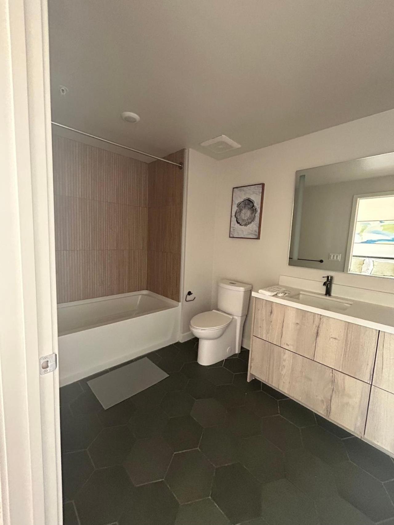 Exquisite Luxury Living In Central 4* Los Angeles