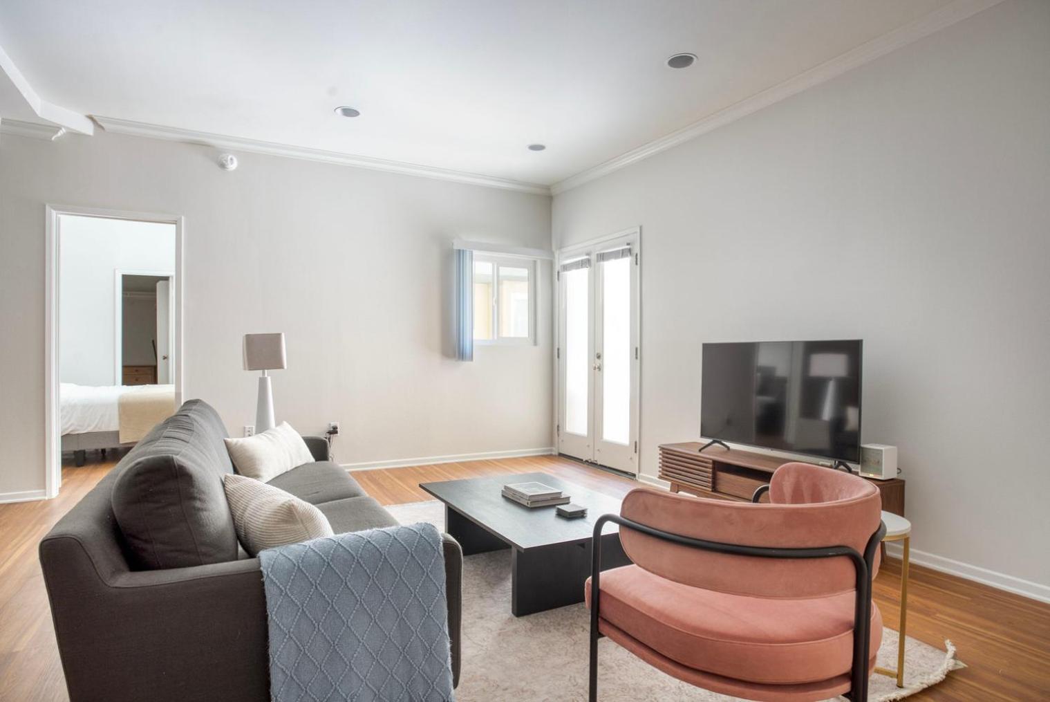 Apartment Beverly Hills 1br W Gym Pool Nr Bars Shops Lax-1119 Los Angeles