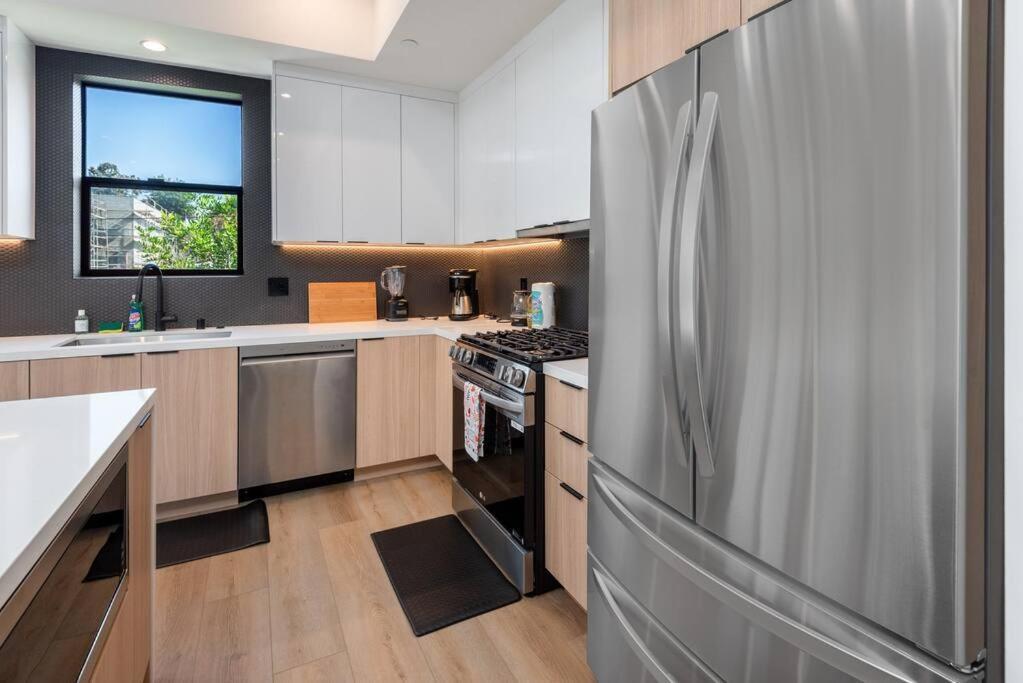 Luxury Living In Westlake 4br Gem With Parking Los Angeles