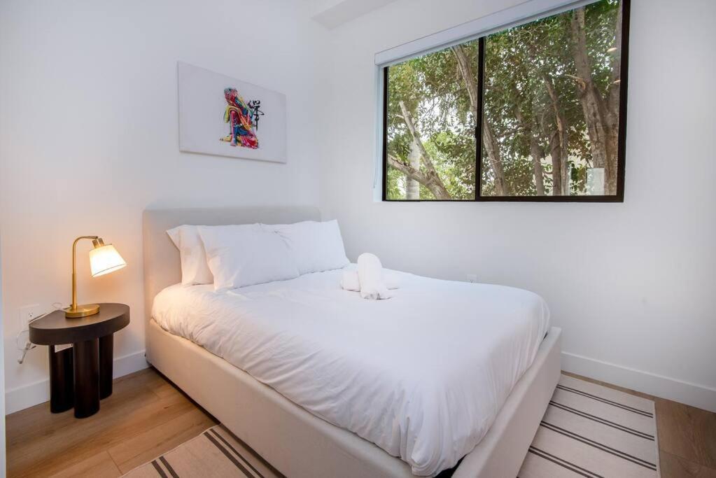 Luxury Living In Westlake 4br Gem With Parking Los Angeles