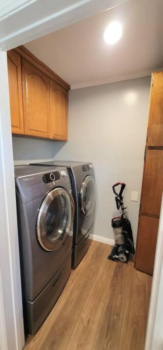 Holiday home Newly Furnished Pool House Los Angeles