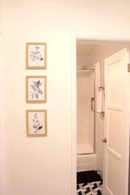 Newly Furnished Pool House Los Angeles