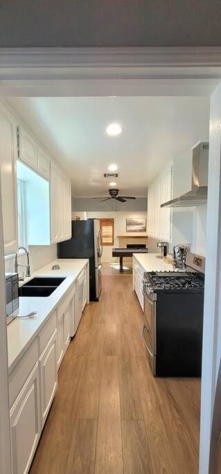 Newly Furnished Pool House