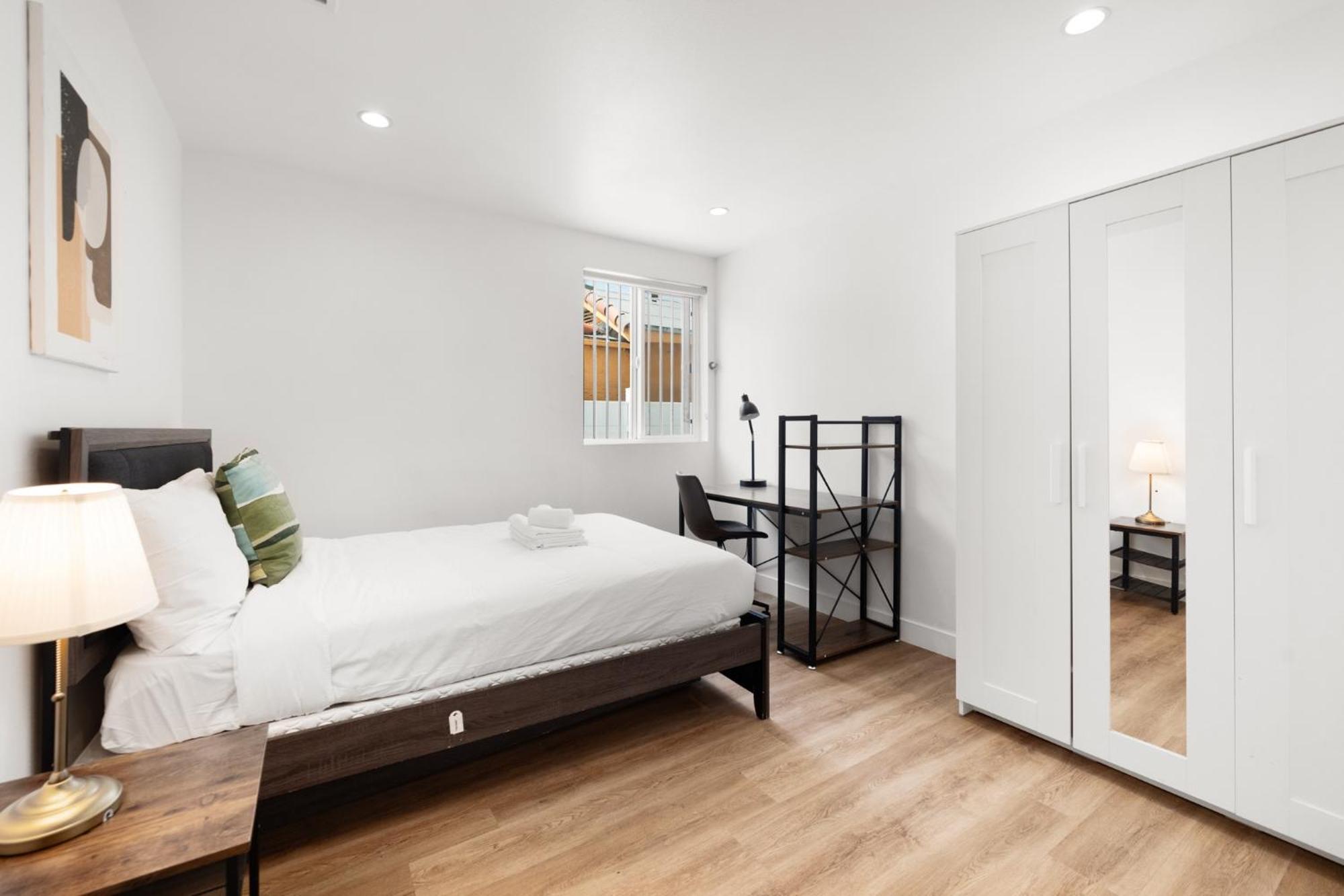 Perfect Location Near Usc, 1bedroom With Shared Access Hotel Los Angeles
