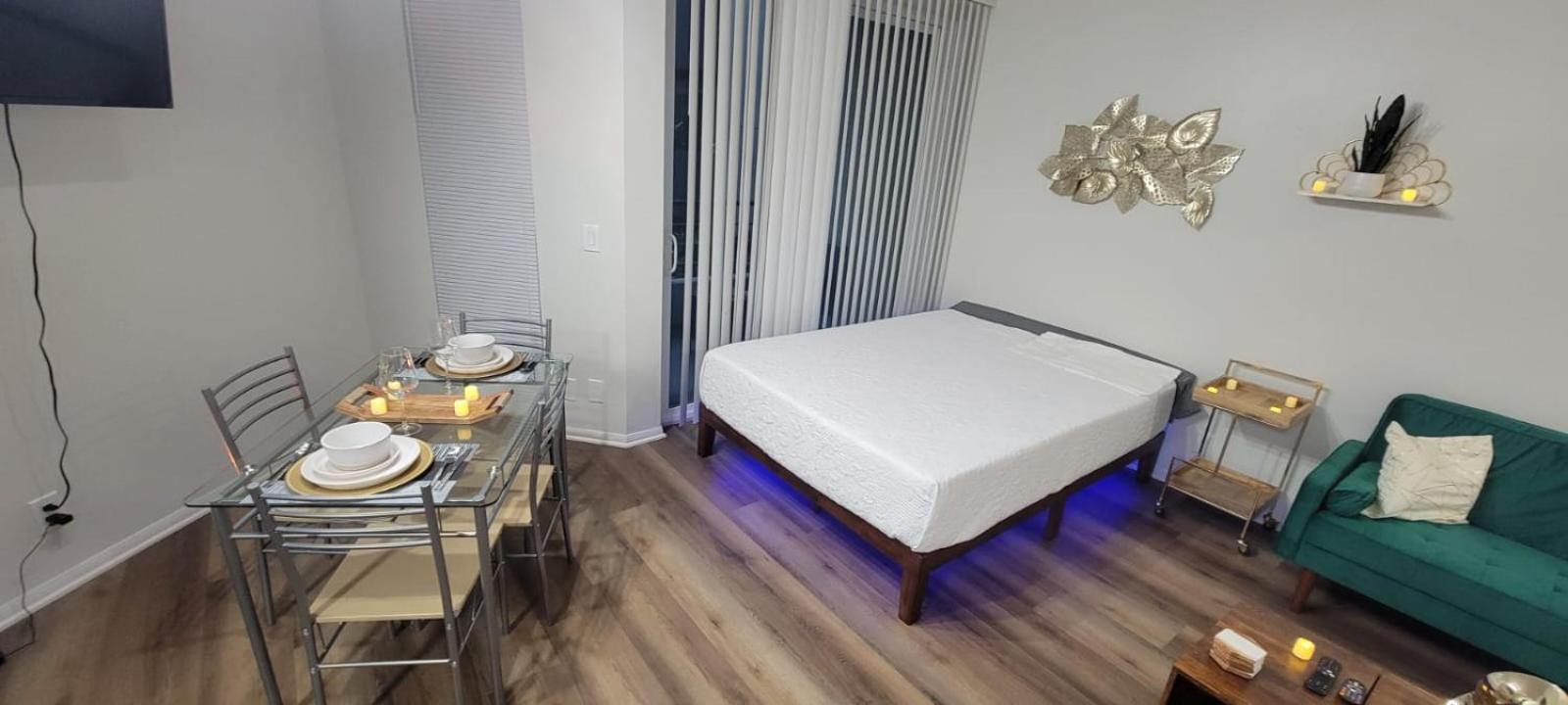 Apartment Exclusive In Mdr-venice With Pool, Gym & Hottub Los Angeles
