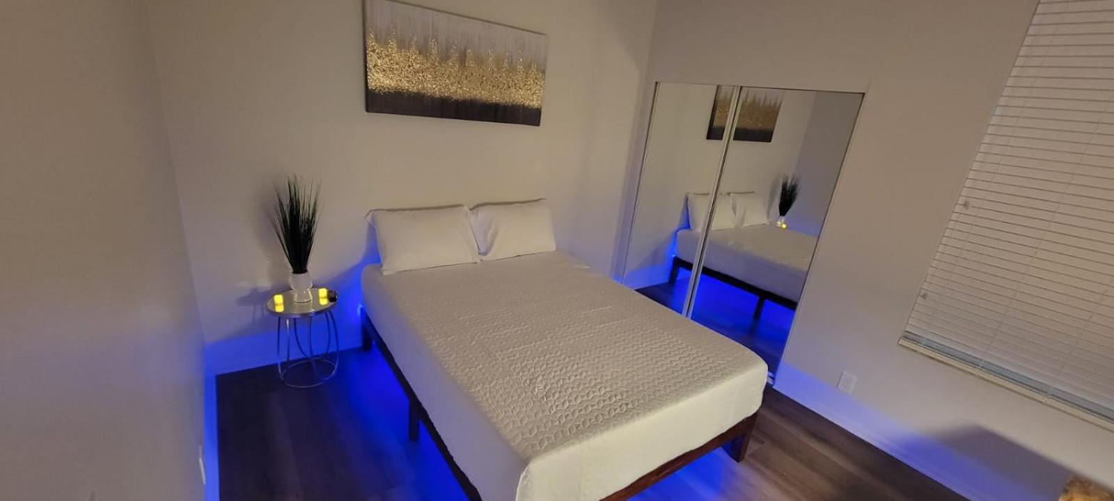 Exclusive In Mdr-venice With Pool, Gym & Hottub Los Angeles