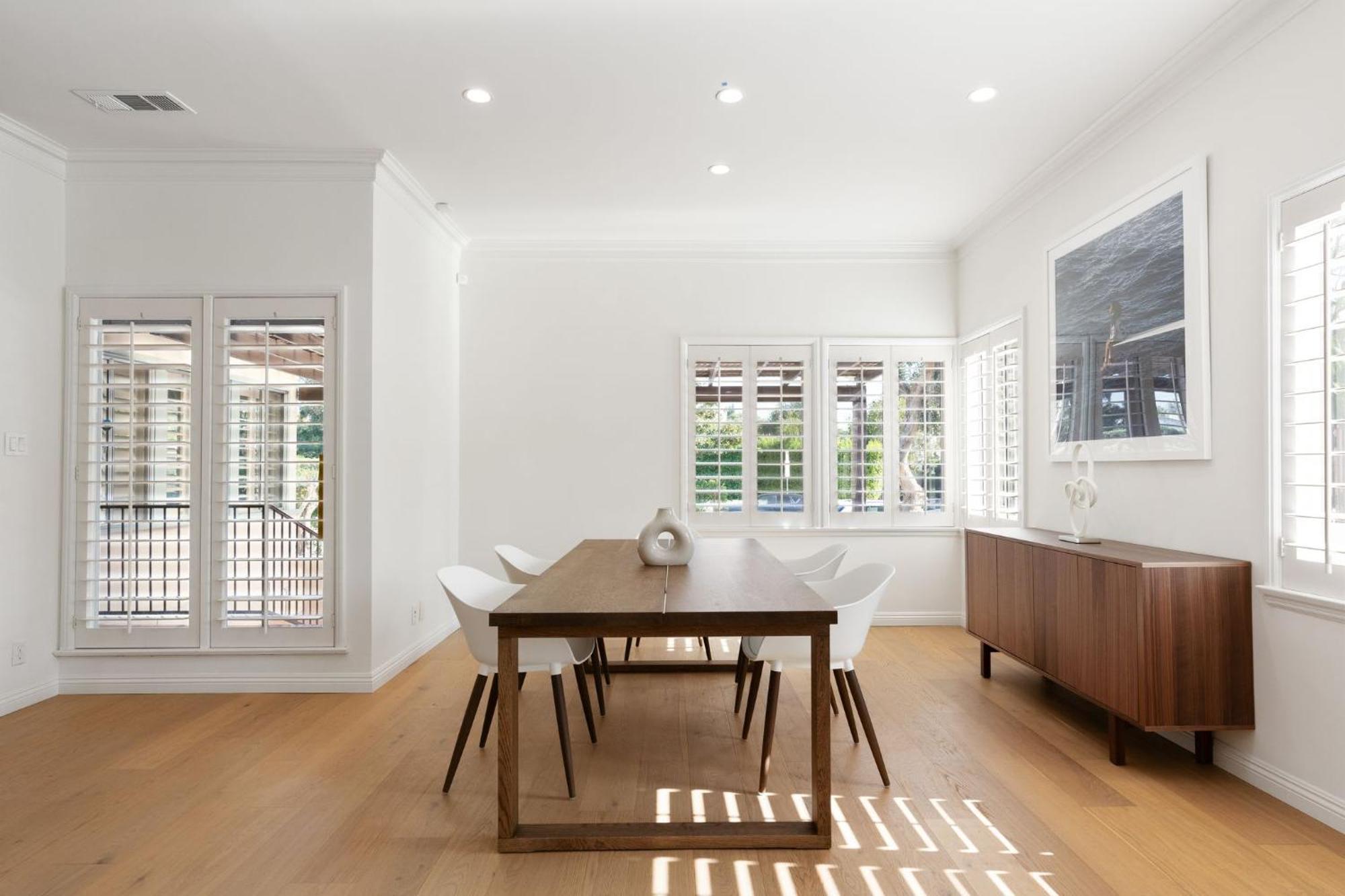 New Listing Sound Stage By Colby And Conrad *