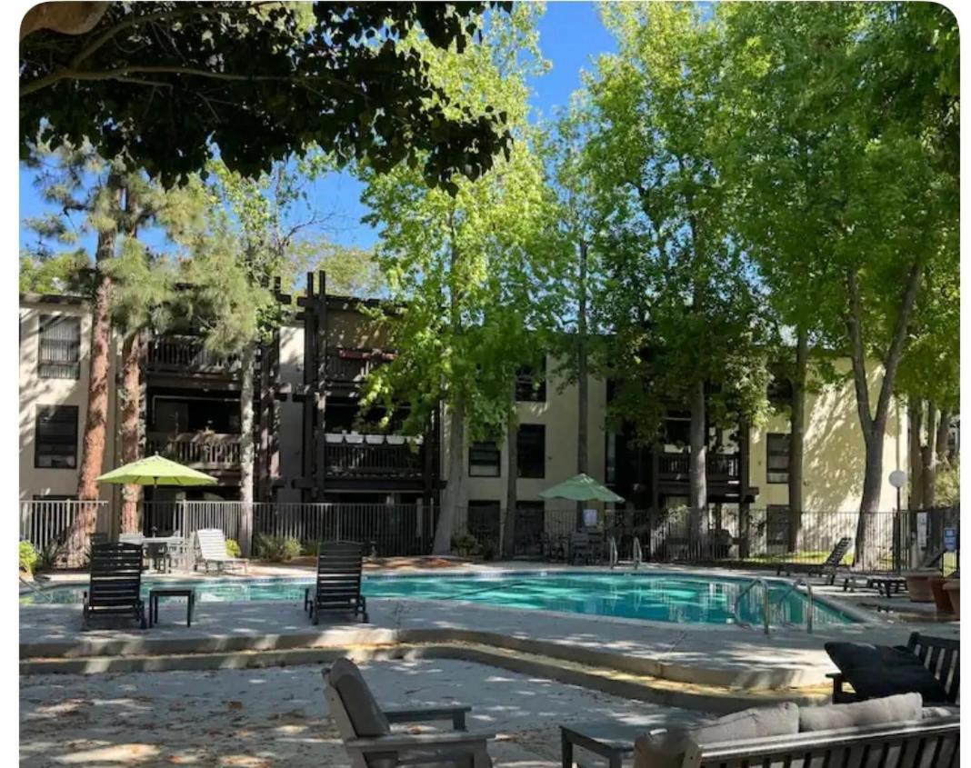 Apartment Beautiful 2 Bedroom Less 5 Mins To The Near Lax