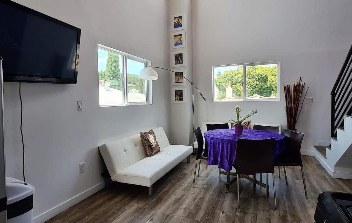 Holiday home Kobe Bryant-themed 3 Bedroom With Hot Tub 10 Minutes From Rodeo Drive